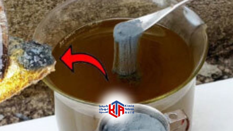 اسید نیتریک موجود در اسید تیزاب دقیقا با طلا چه می کند؟